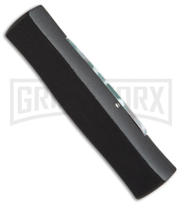 AKC Minion Concord Arctic Camo OTF Automatic Knife - Black Flat - Image 2