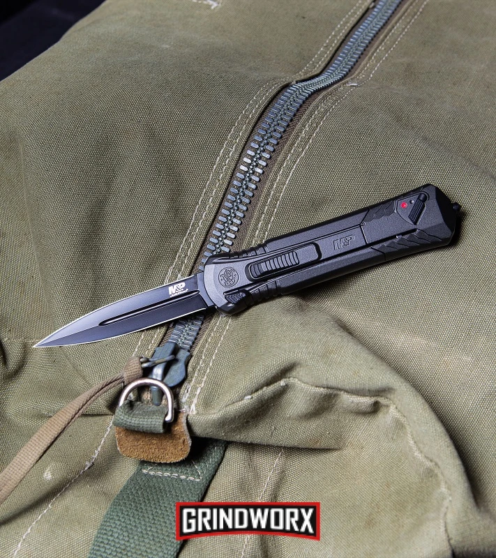 Smith & Wesson Spring Assisted Finger Actuator Spear Point OTF - Black Serr - Image 8